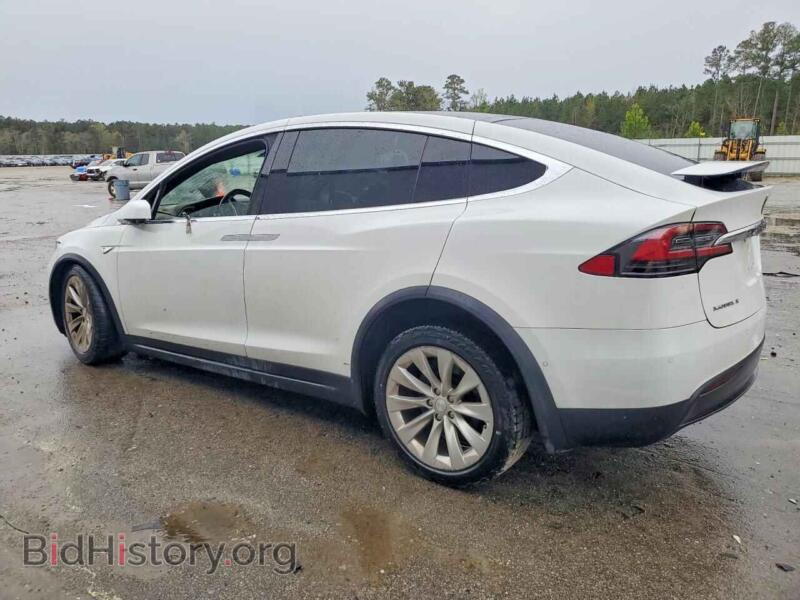 2016 Tesla MODEL X (VIN 5YJXCBE25GF022017) — фото 2 из 14
