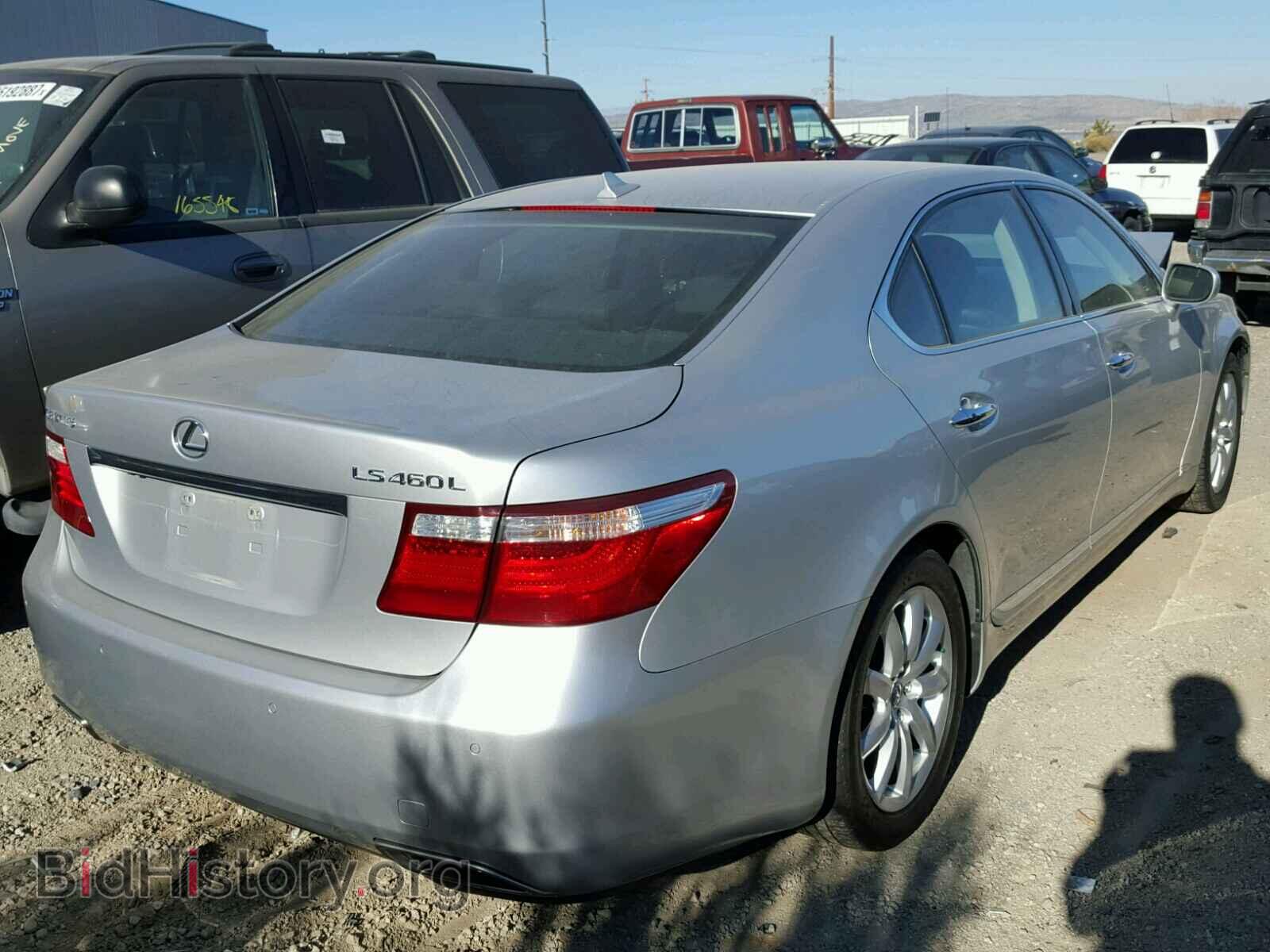 2007 LEXUS LS460 - VIN: JTHGL46F375002927 - Photo 4