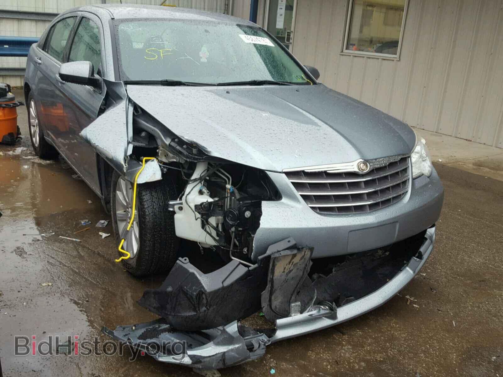 Photo 1C3CC5FB6AN230063 - CHRYSLER SEBRING 2010