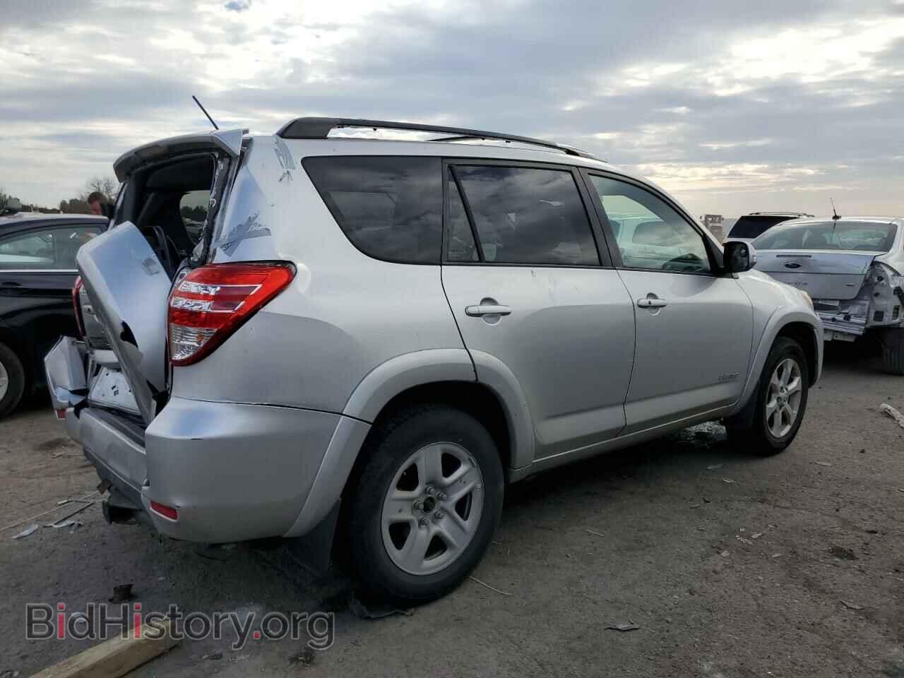 2011 TOYOTA RAV4 - VIN: 2T3DF4DV5BW094792 - Photo 3