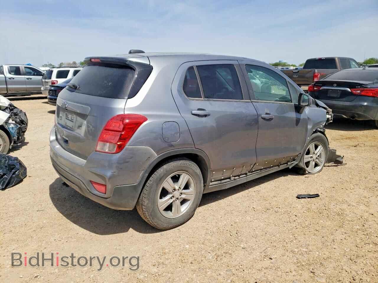 2020 CHEVROLET TRAX - VIN: 3GNCJKSBXLL147879 - Фото 3