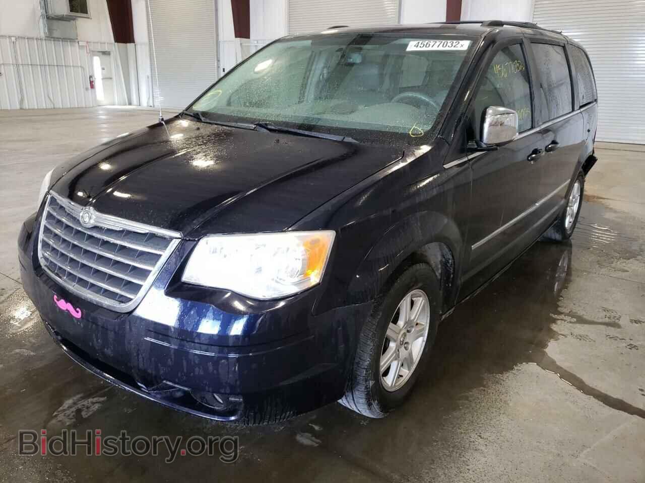2010 CHRYSLER MINIVAN - VIN: 2A4RR5D18AR141073 - Photo 2