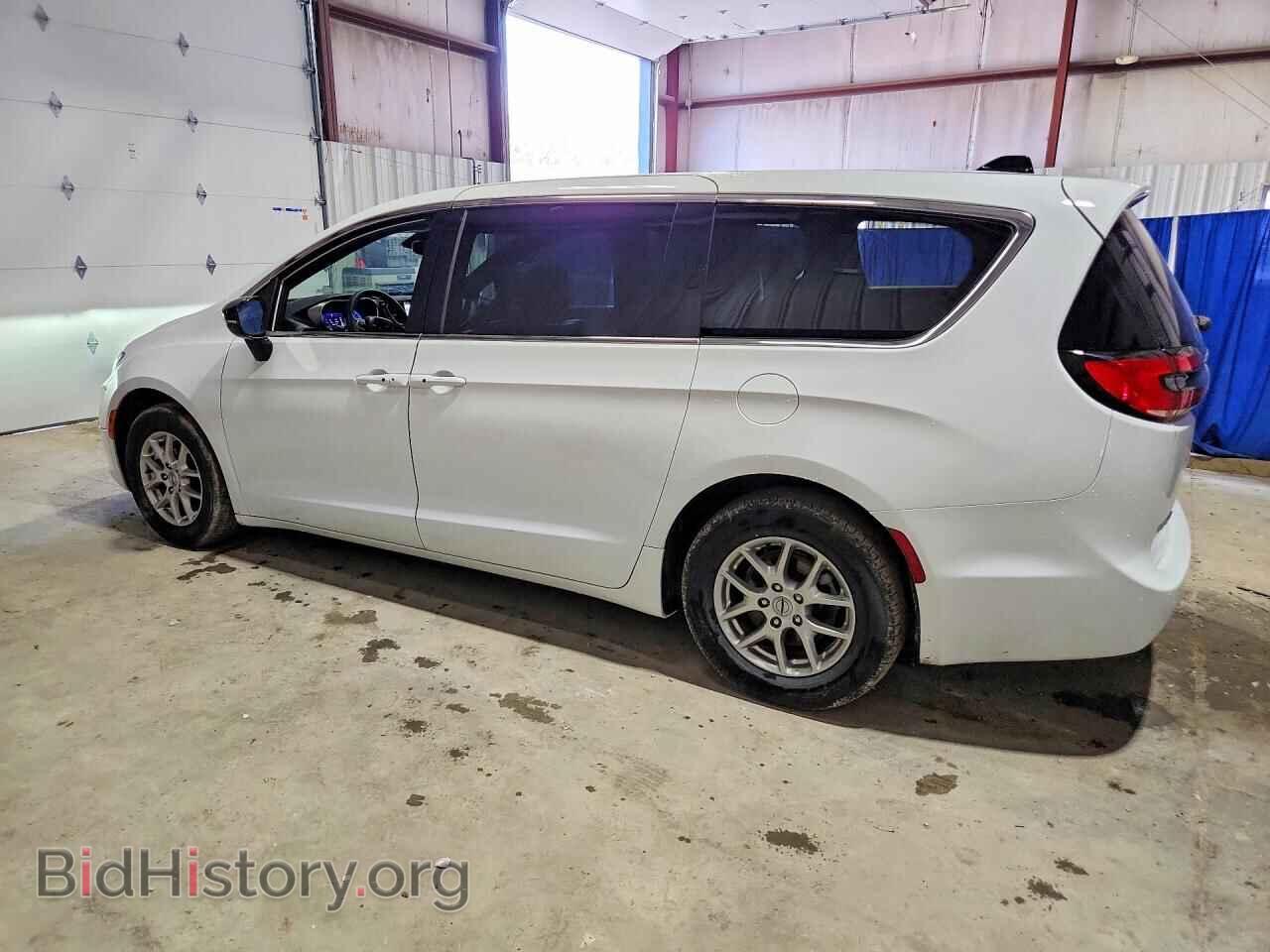 2025 CHRYSLER PACIFICA - VIN: 2C4RC1BG2SR553921 - Photo 2