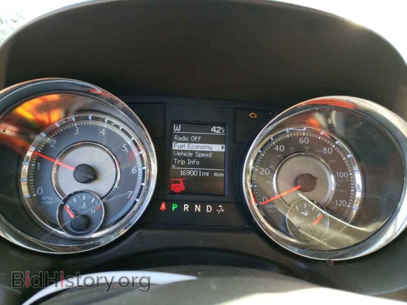 2011 Chrysler MINIVAN (VIN 2A4RR6DG9BR760129) — photo 9 of 13