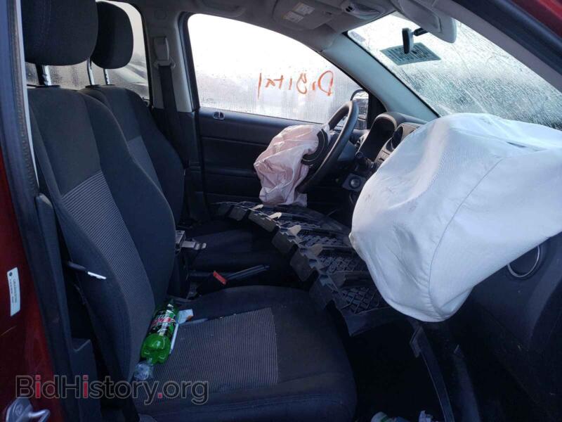 2014 Jeep COMPASS (VIN 1C4NJCBAXED812092) — photo 5 of 10
