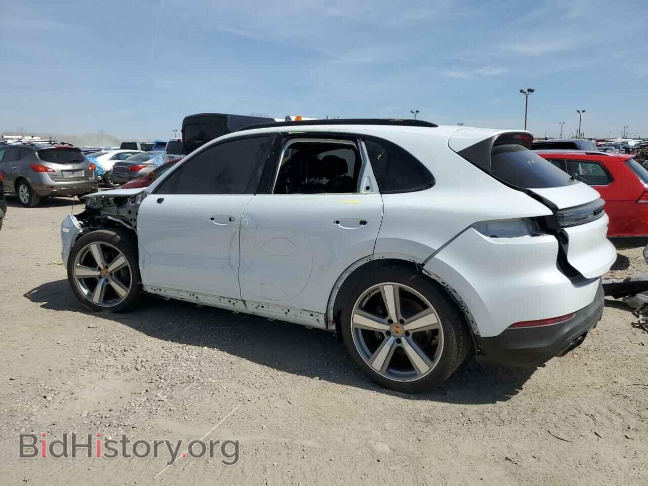 2024 PORSCHE CAYENNE - VIN: WP1AA2AY3RDA00418 - Photo 2