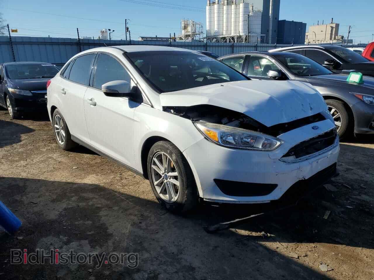 2017 FORD FOCUS - VIN: 1FADP3F22HL300436 - Photo 4