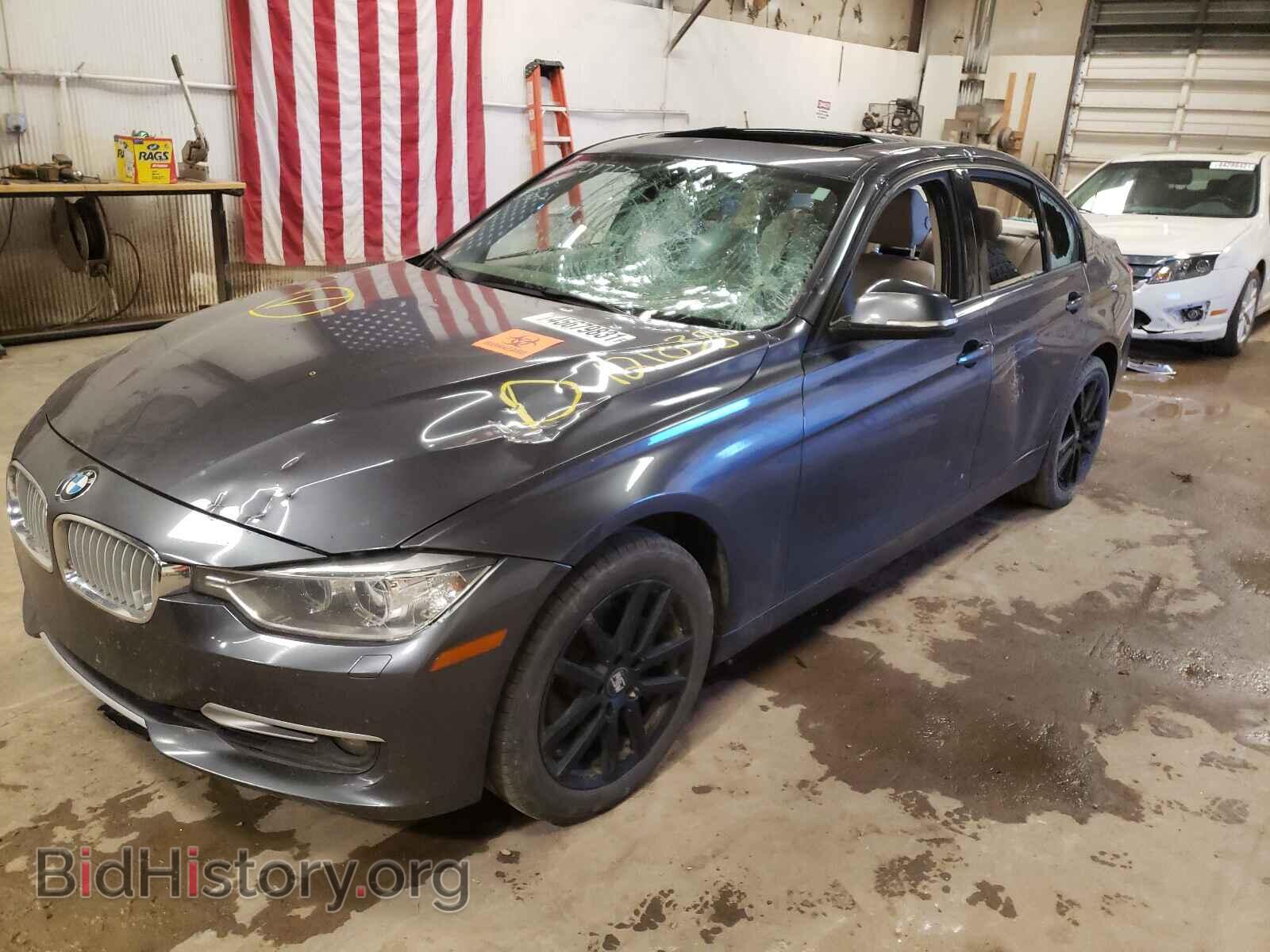 2012 BMW 3 SERIES - VIN: WBA3A5C58CF258571 - Фото 2