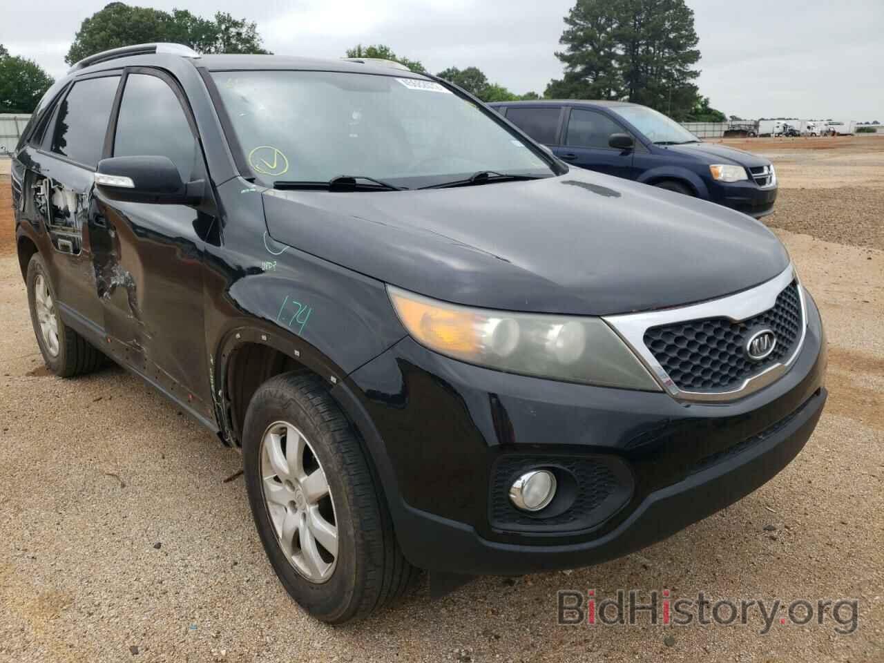 Photo 5XYKT3A10BG072581 - KIA SORENTO 2011