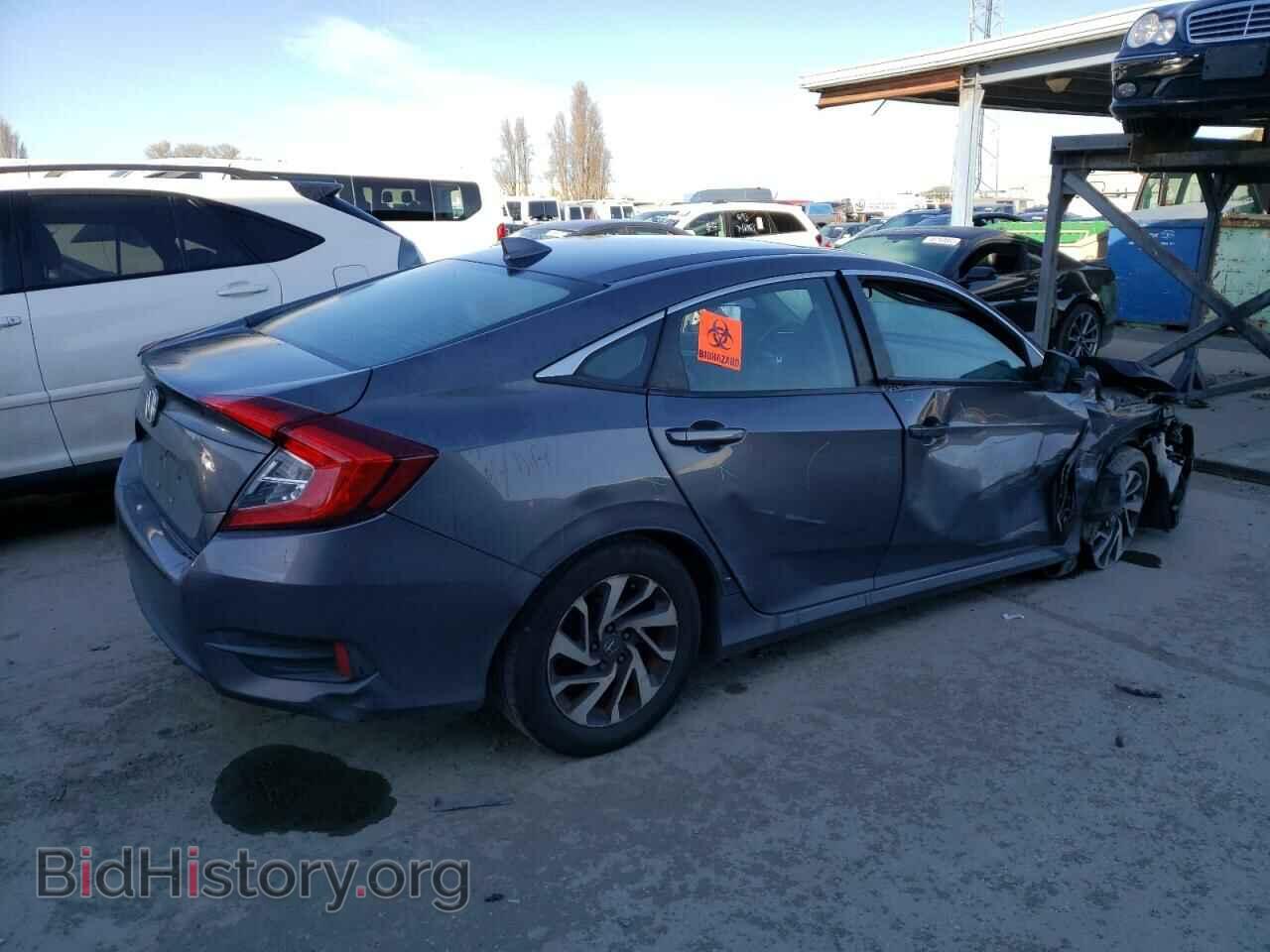 2017 HONDA CIVIC - VIN: 19XFC2F70HE220081 - Фото 3