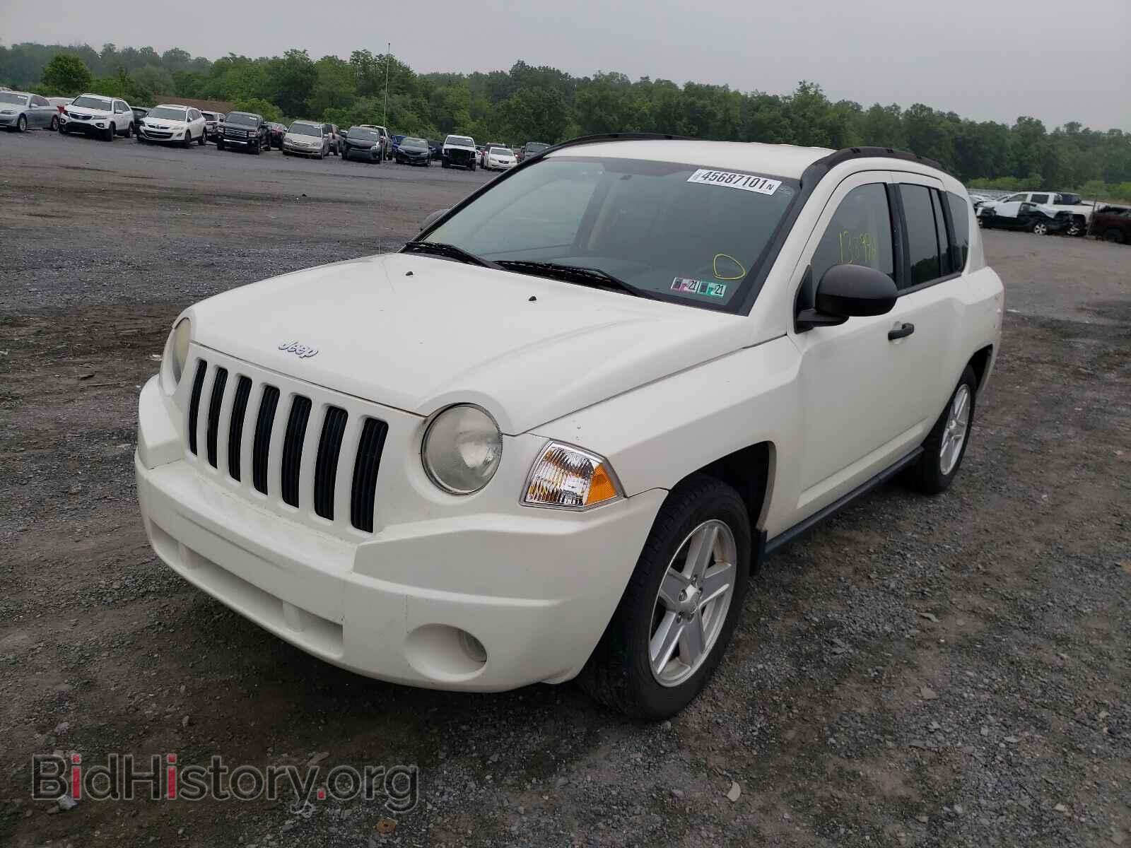 2007 JEEP COMPASS - VIN: 1J8FF47W17D428830 - Фото 2