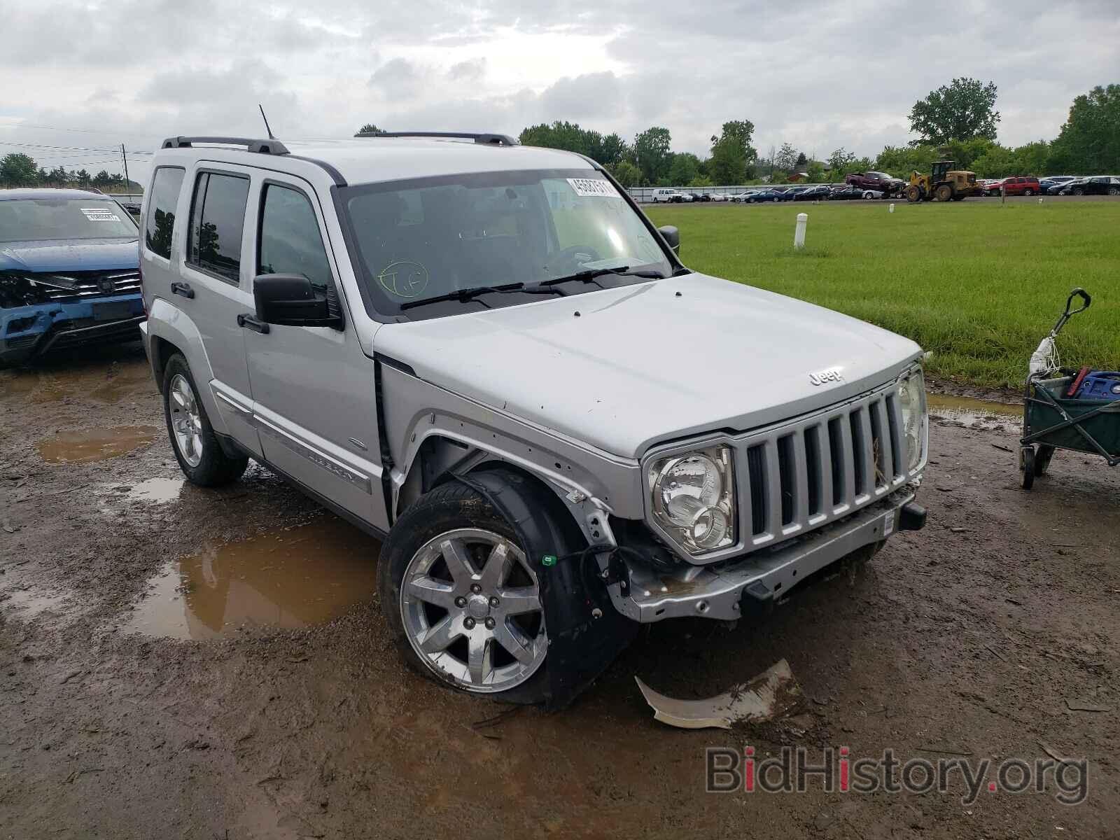 Фотография 1C4PJMAK4CW210363 - JEEP LIBERTY 2012