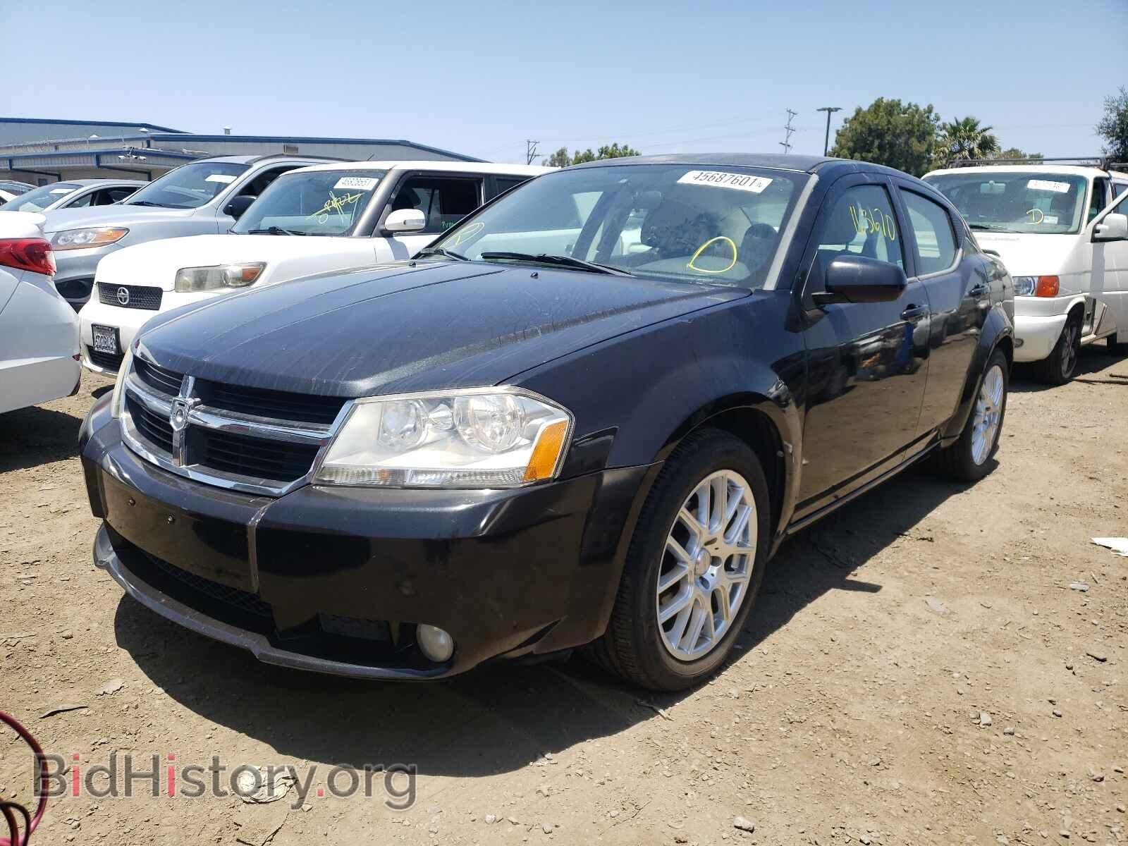 2010 DODGE AVENGER - VIN: 1B3CC5FV7AN125426 - Фото 2