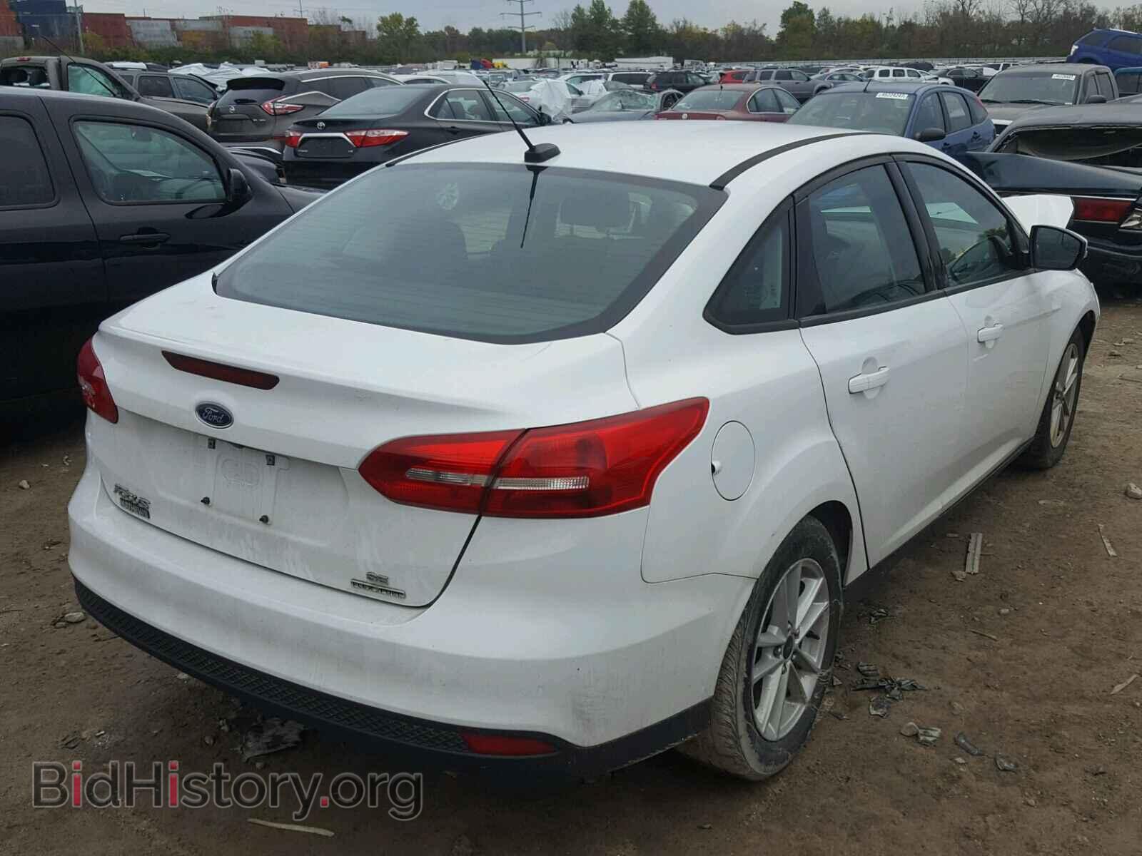 2016 FORD FOCUS - VIN: 1FADP3F2XGL215732 - Photo 4