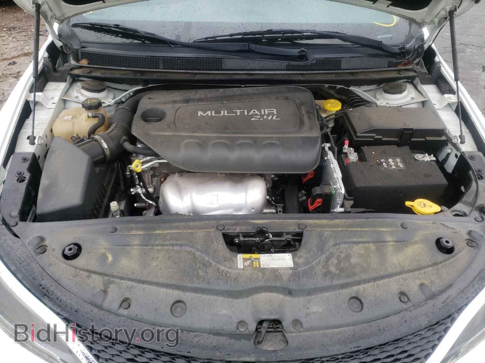 2015 CHRYSLER 200 - VIN: 1C3CCCABXFN685467 - Фото 7