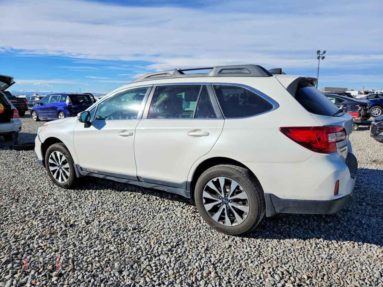 2016 SUBARU OUTBACK - VIN: 4S4BSBJC2G3271881 - Фото 2