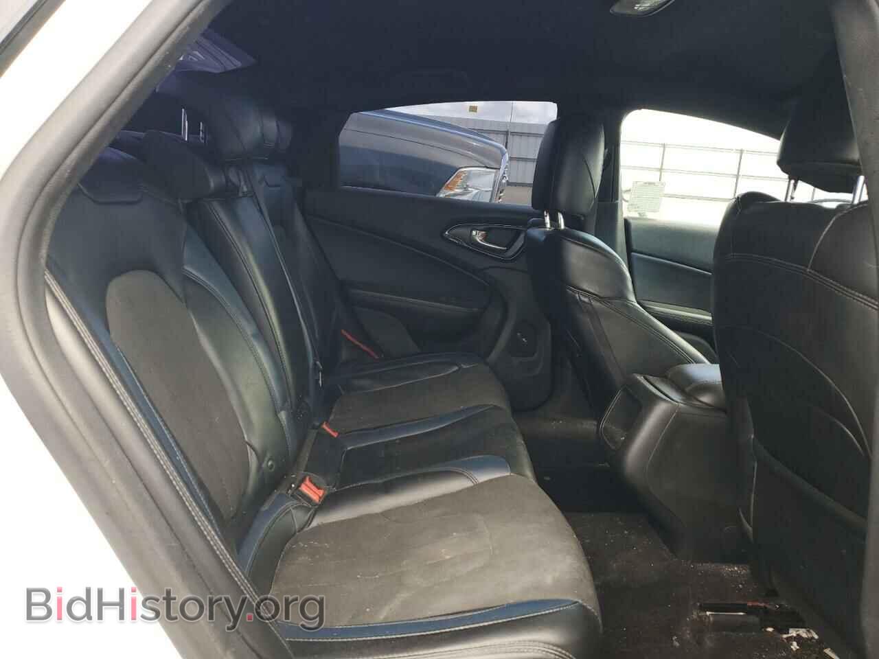 2015 CHRYSLER 200 - VIN: 1C3CCCBB3FN746799 - Фото 10