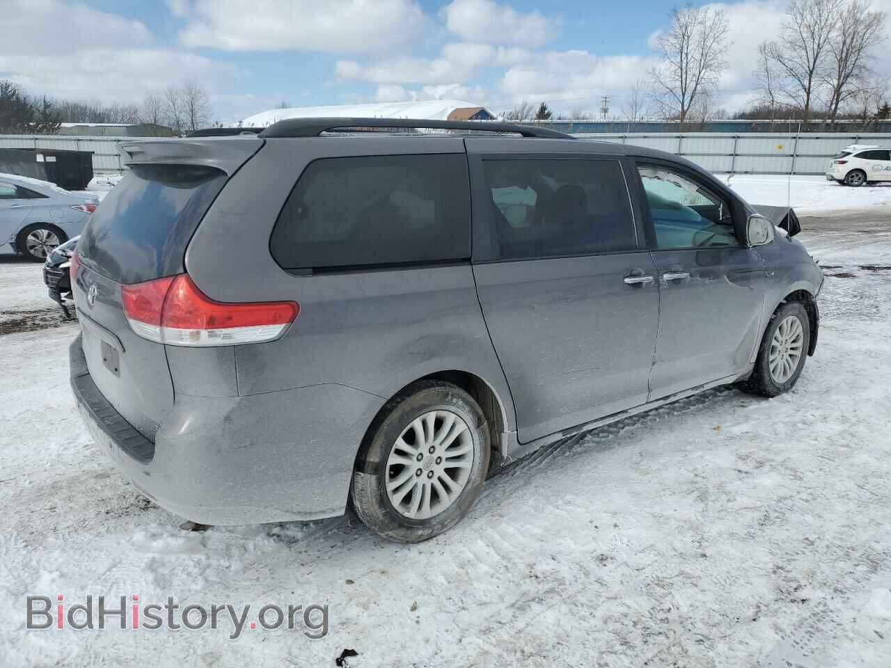 2014 TOYOTA All Models - VIN: 5TDYK3DC8ES468100 - Фото 3