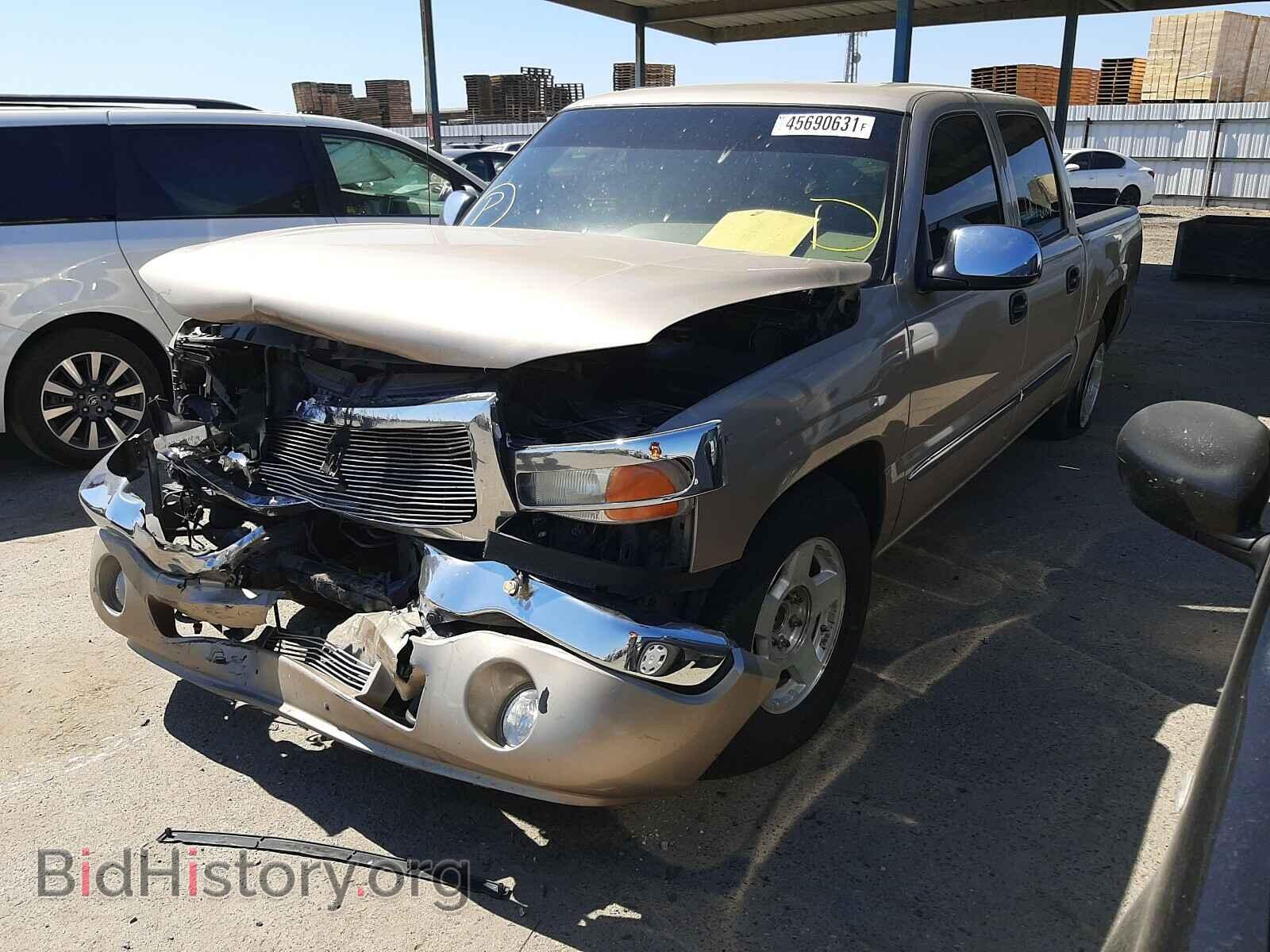 2006 GMC SIERRA - VIN: 2GTEC13VX61302614 - Фото 2