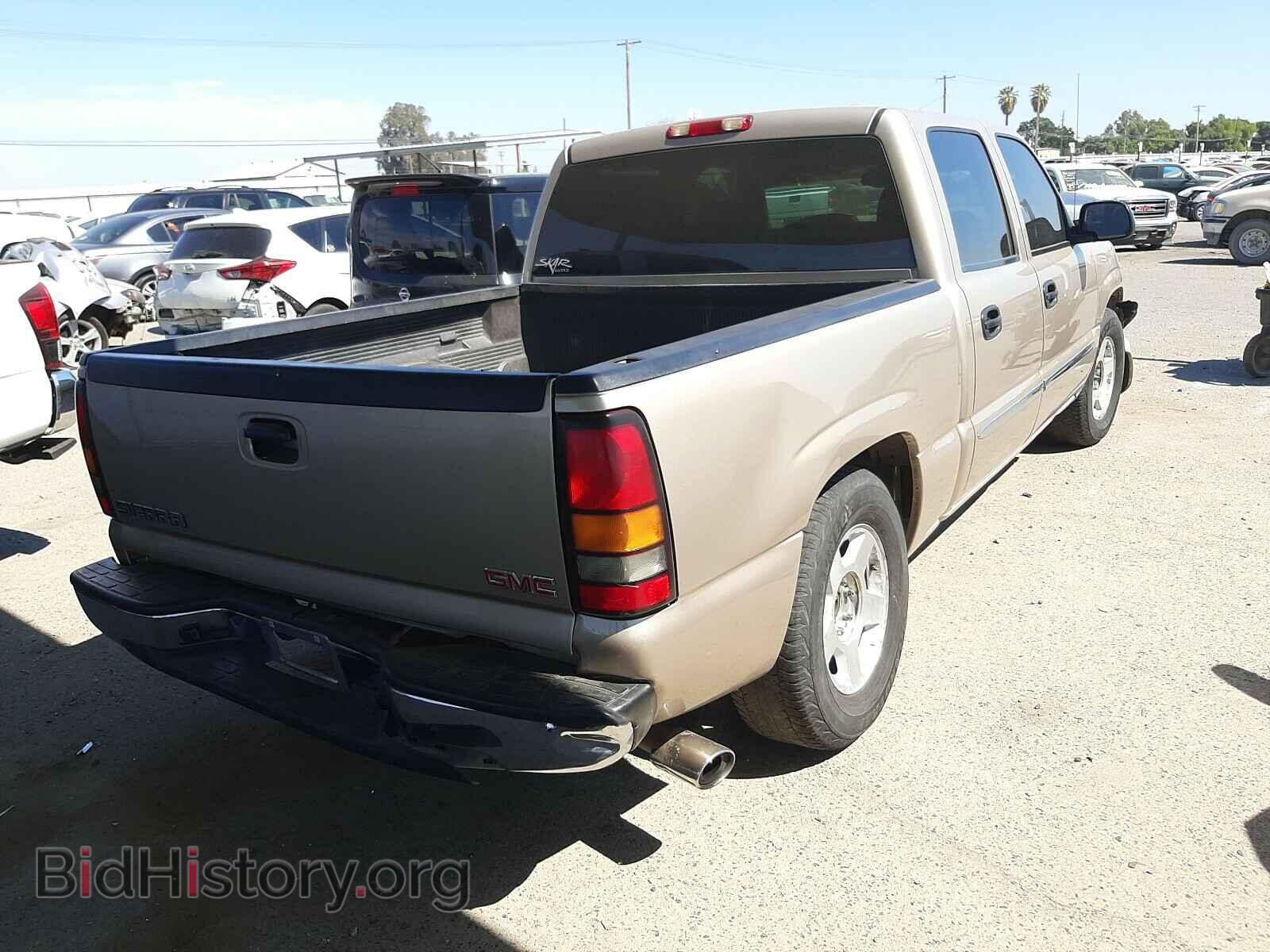 2006 GMC SIERRA - VIN: 2GTEC13VX61302614 - Фото 4
