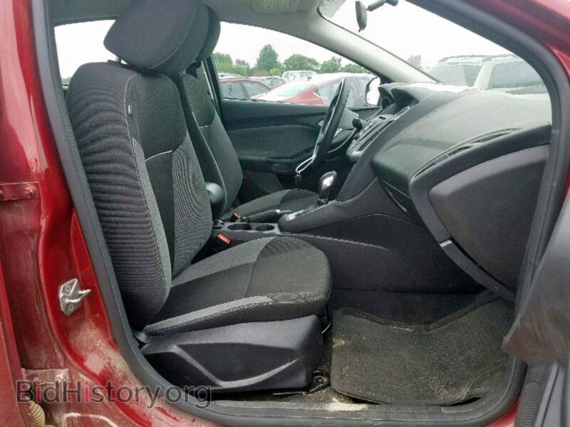 2014 Ford FOCUS SE (VIN 1FADP3F2XEL206770) — фото 5 из 10