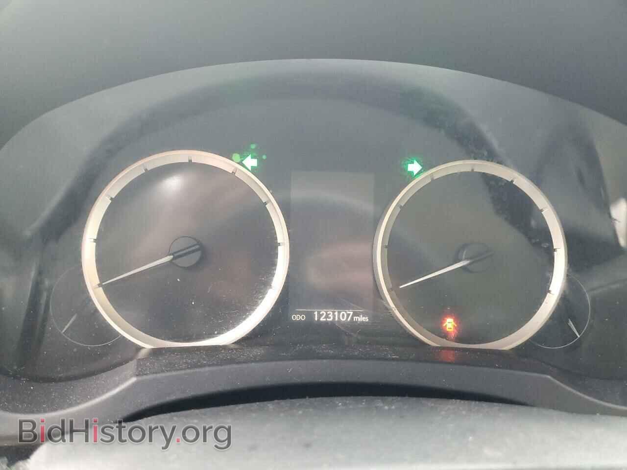2014 LEXUS IS - VIN: JTHBF1D22E5010045 - Photo 9