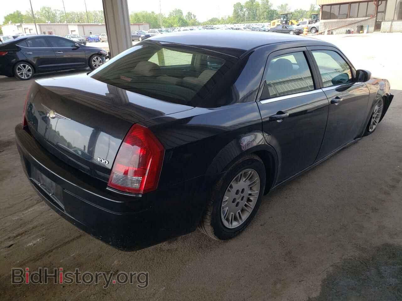 2007 CHRYSLER 300 - VIN: 2C3KA43RX7H861932 - Фото 4