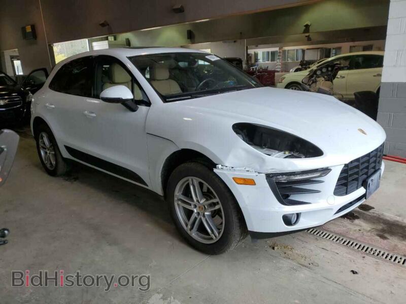 2017 Porsche MACAN (VIN WP1AA2A55HLB83296) — photo 4 of 12