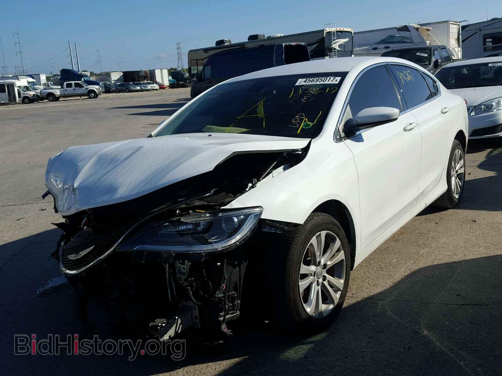 2015 CHRYSLER 200 - VIN: 1C3CCCAB8FN755547 - Photo 2