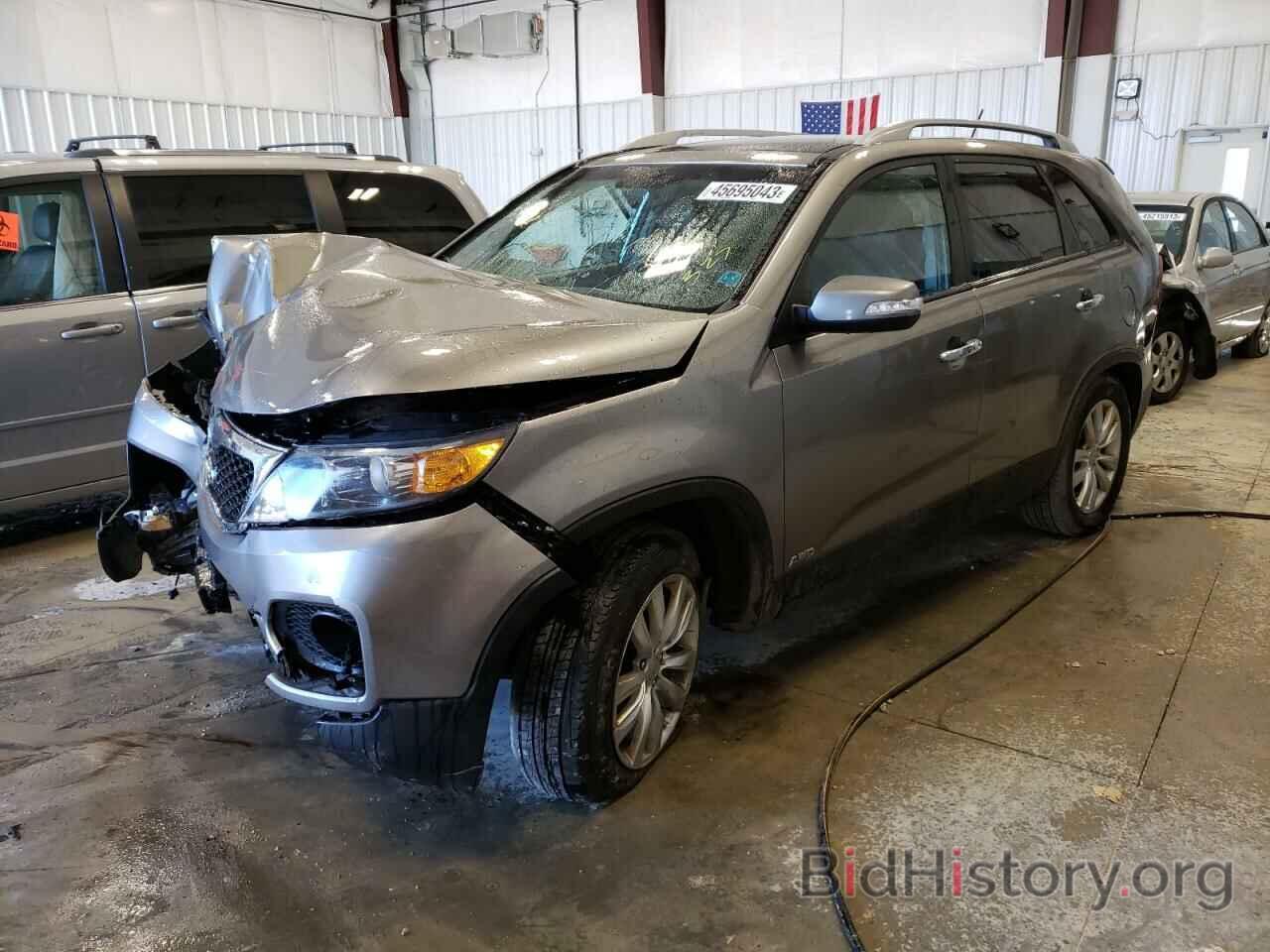 Photo 5XYKUDA28BG132845 - KIA SORENTO 2011