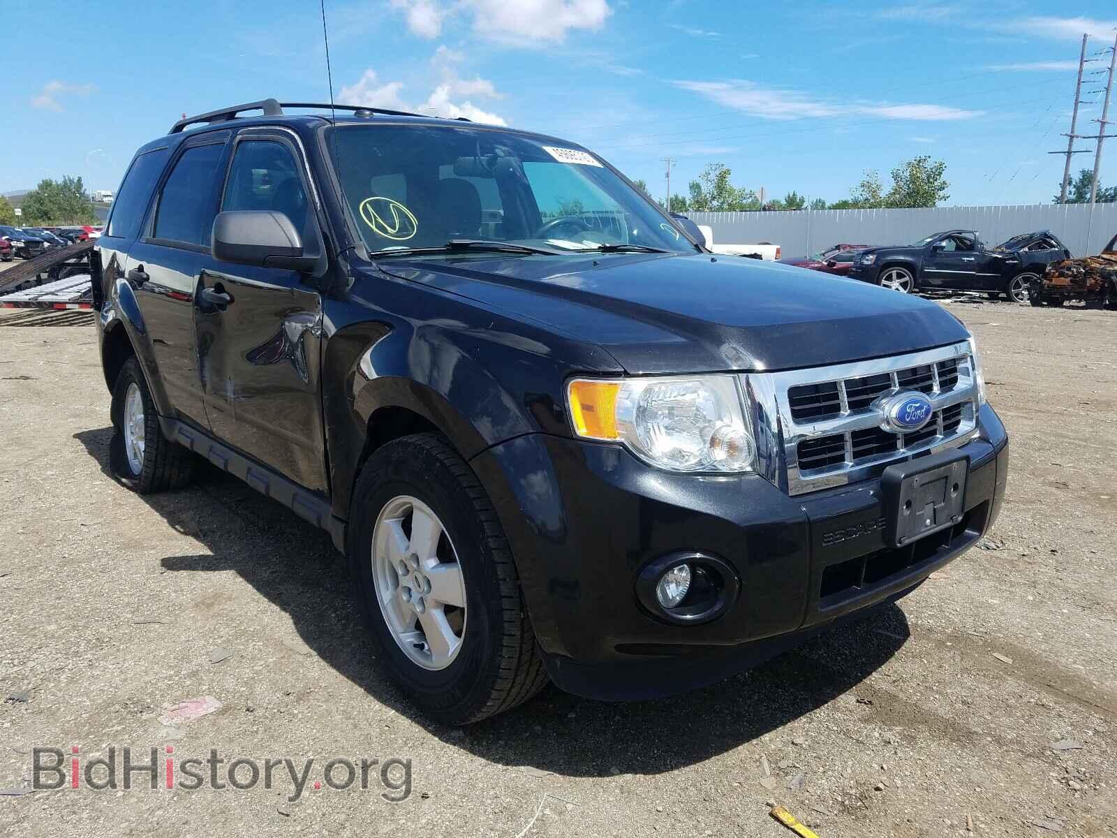 Фотография 1FMCU0D75BKC09231 - FORD ESCAPE 2011