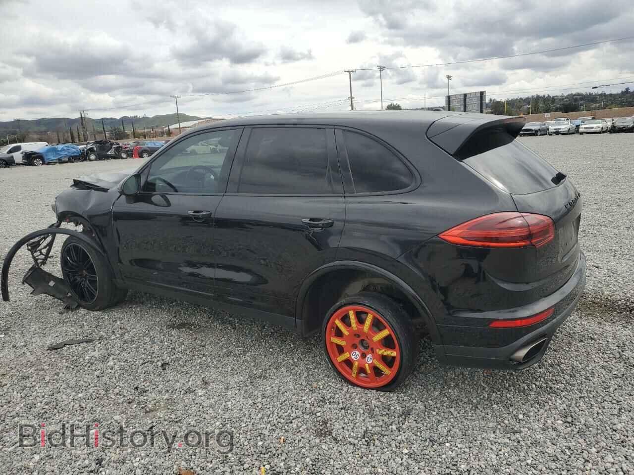 2018 PORSCHE CAYENNE - VIN: WP1AA2A29JKA07305 - Фото 2