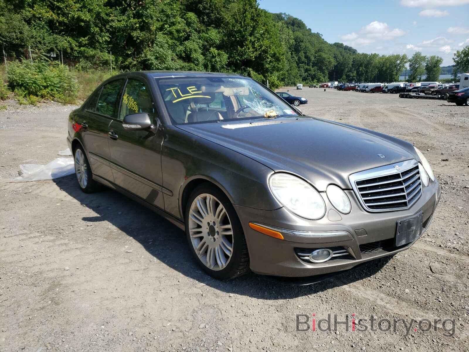 Photo WDBUF87X58B288985 - MERCEDES-BENZ E CLASS 2008