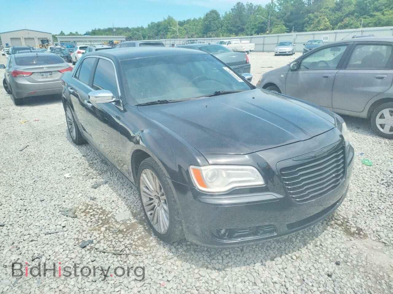 Фотография 2C3CA6CT7BH593815 - CHRYSLER 300 2011