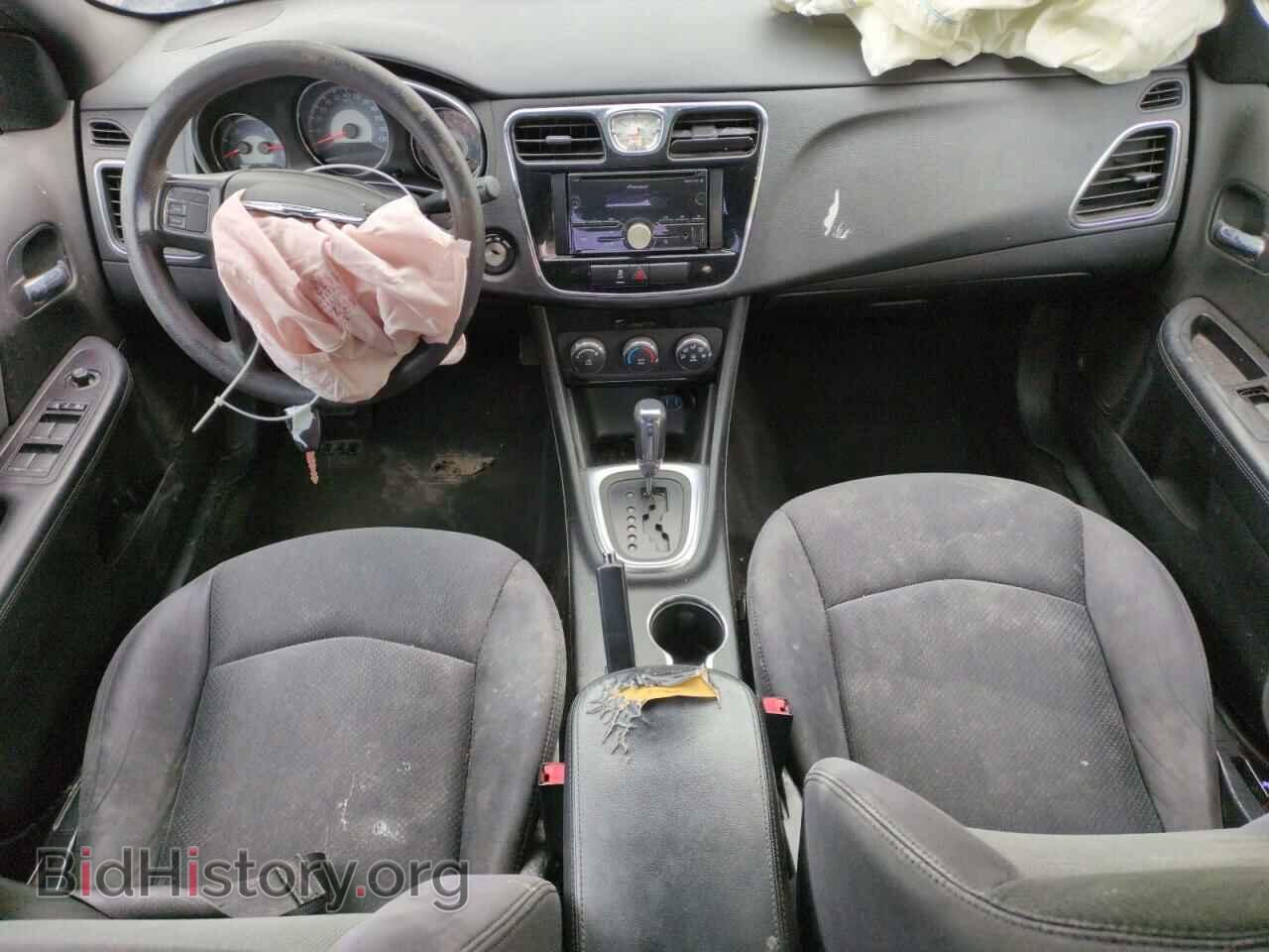 2012 CHRYSLER 200 - VIN: 1C3CCBAB2CN202883 - Фото 8