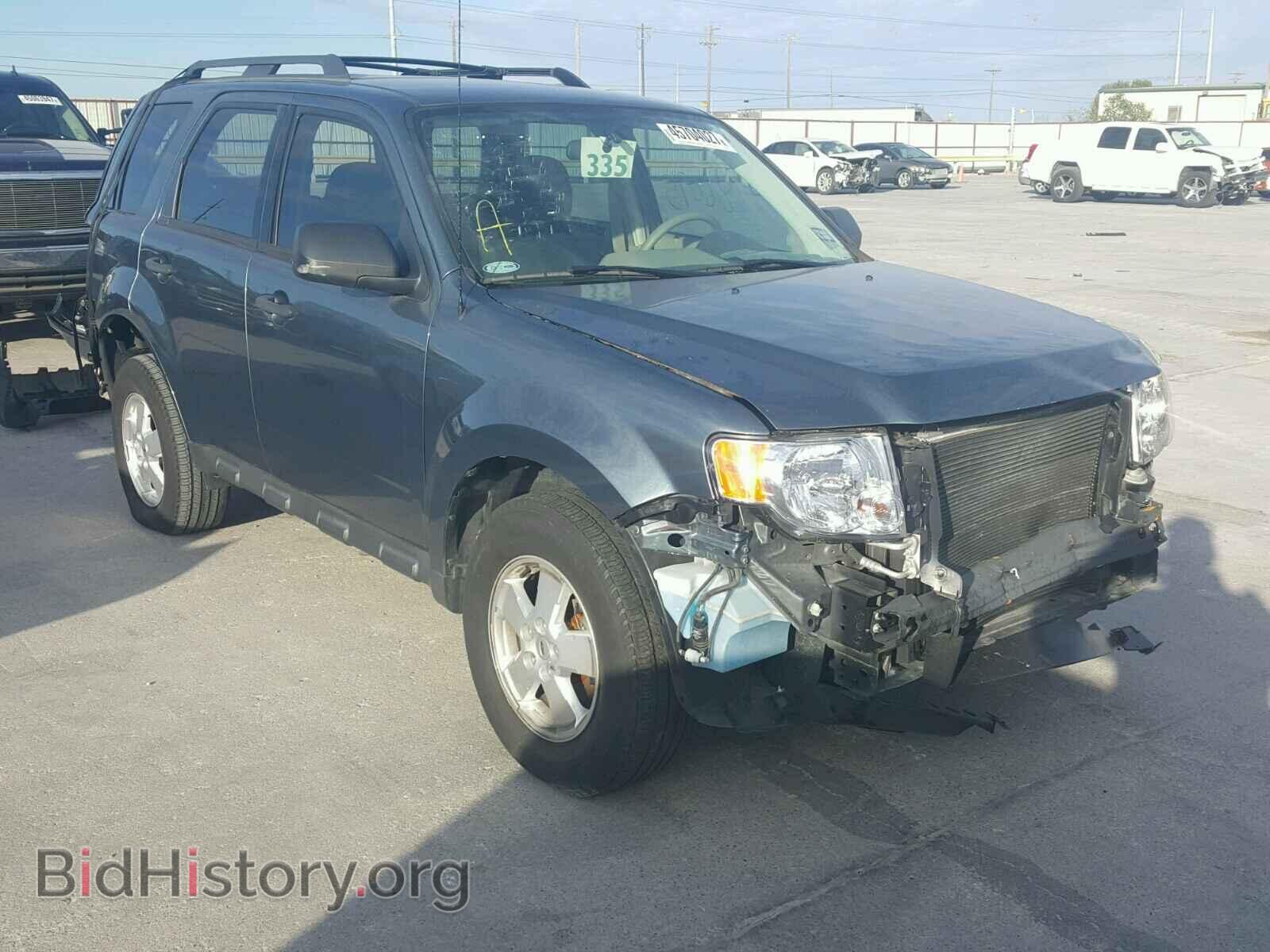 Фотография 1FMCU0C70CKC17272 - FORD ESCAPE 2012