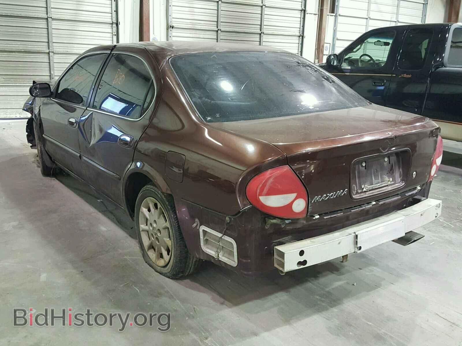 2000 NISSAN MAXIMA - VIN: JN1CA31A9YT005617 - Фото 3