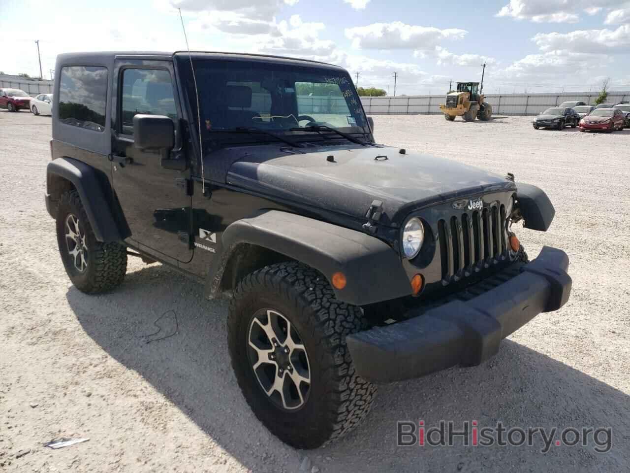 Фотография 1J4FA24187L143898 - JEEP WRANGLER 2007