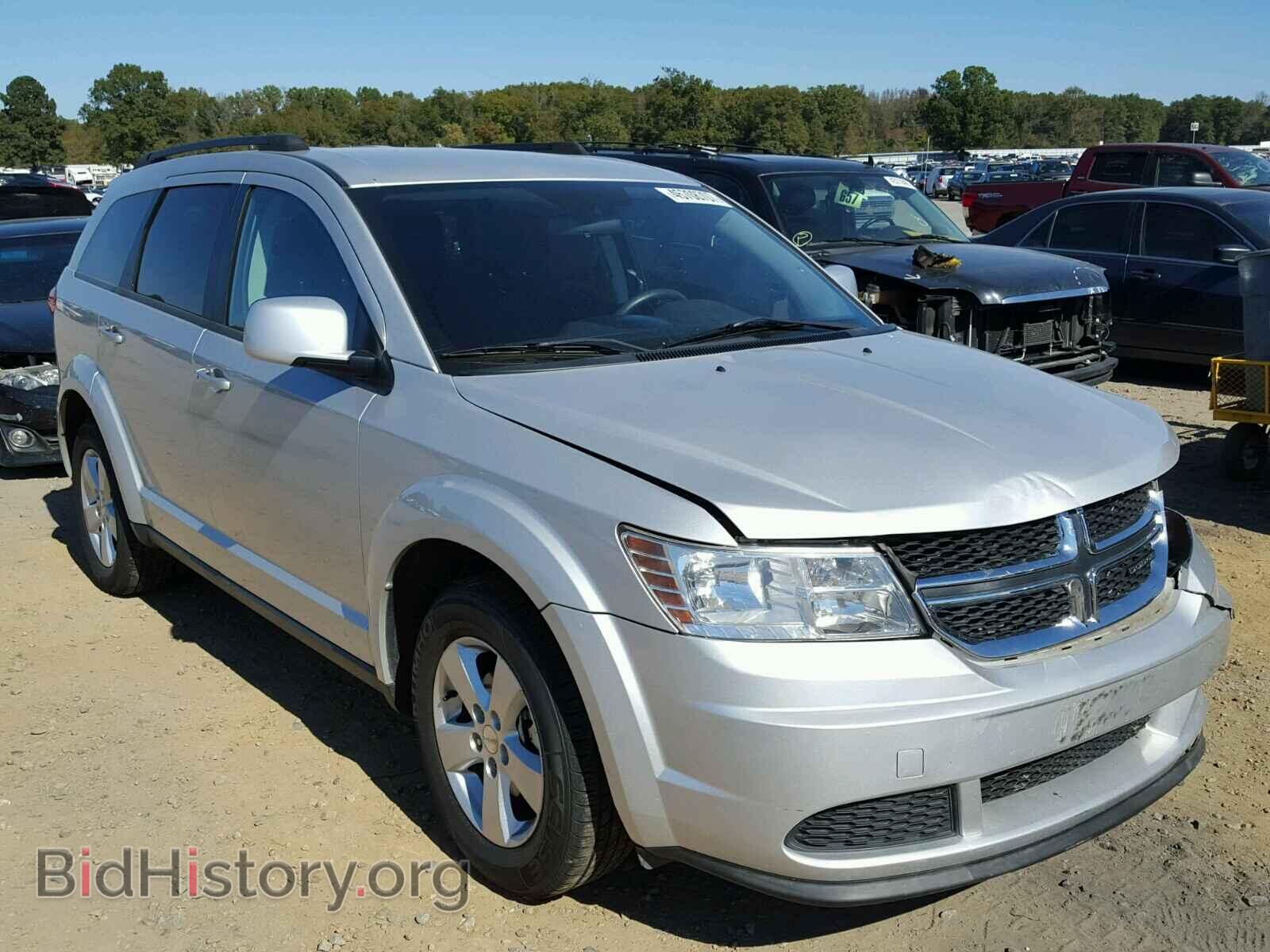 Фотография 3D4PG1FG1BT511665 - DODGE JOURNEY 2011