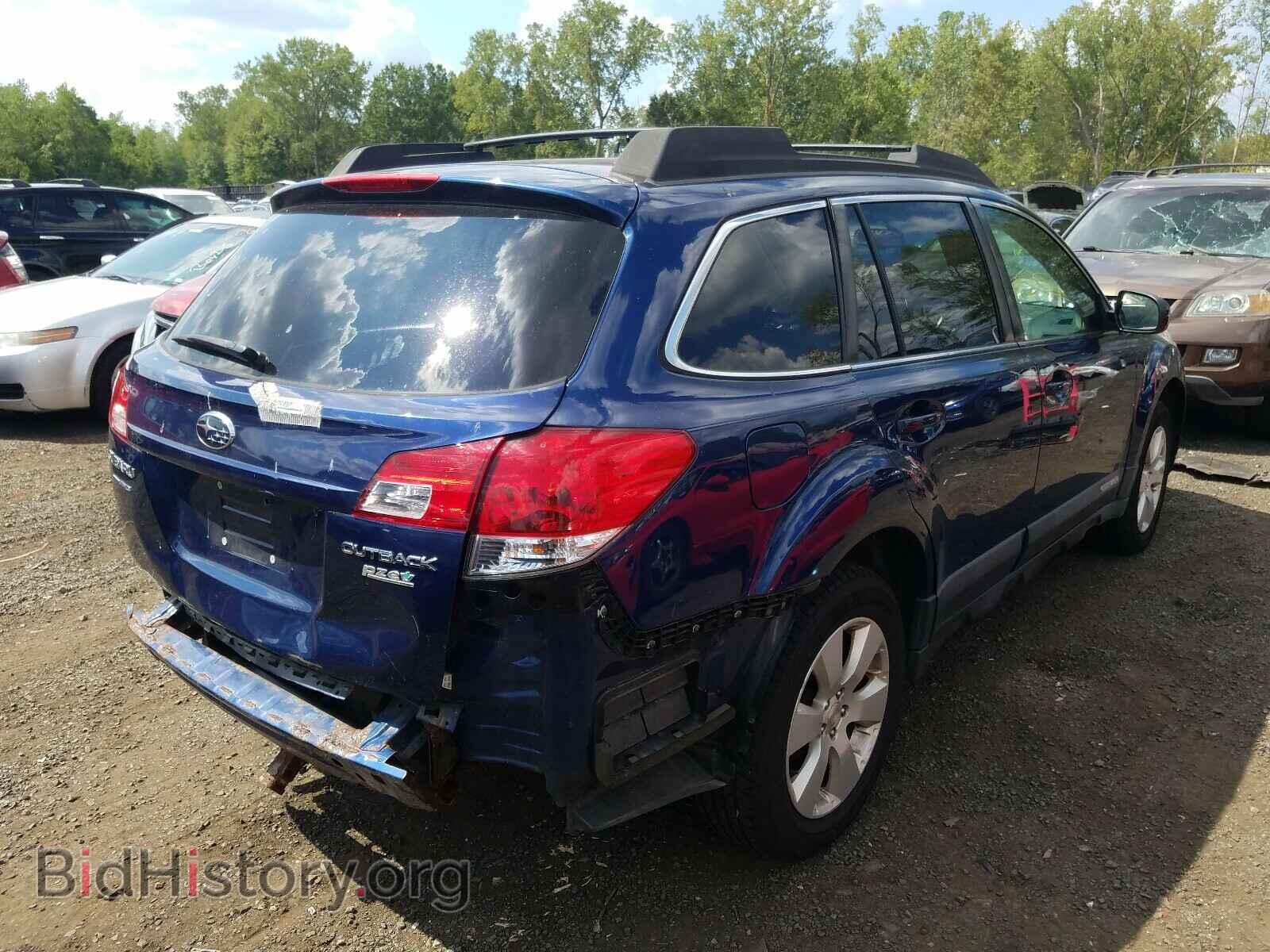 2011 SUBARU OUTBACK - VIN: 4S4BRBCC9B3325422 - Photo 4