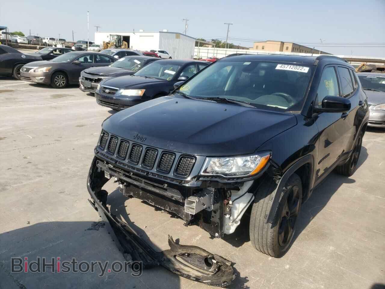 2018 JEEP COMPASS - VIN: 3C4NJCBB1JT462526 - Фото 2