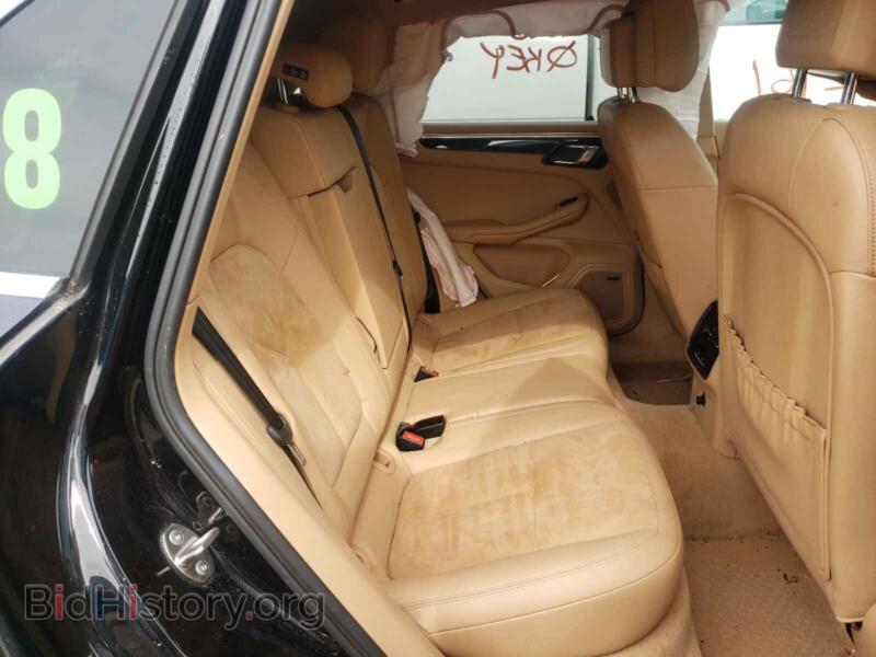 2016 Porsche MACAN (VIN WP1AB2A54GLB57462) — photo 6 of 10