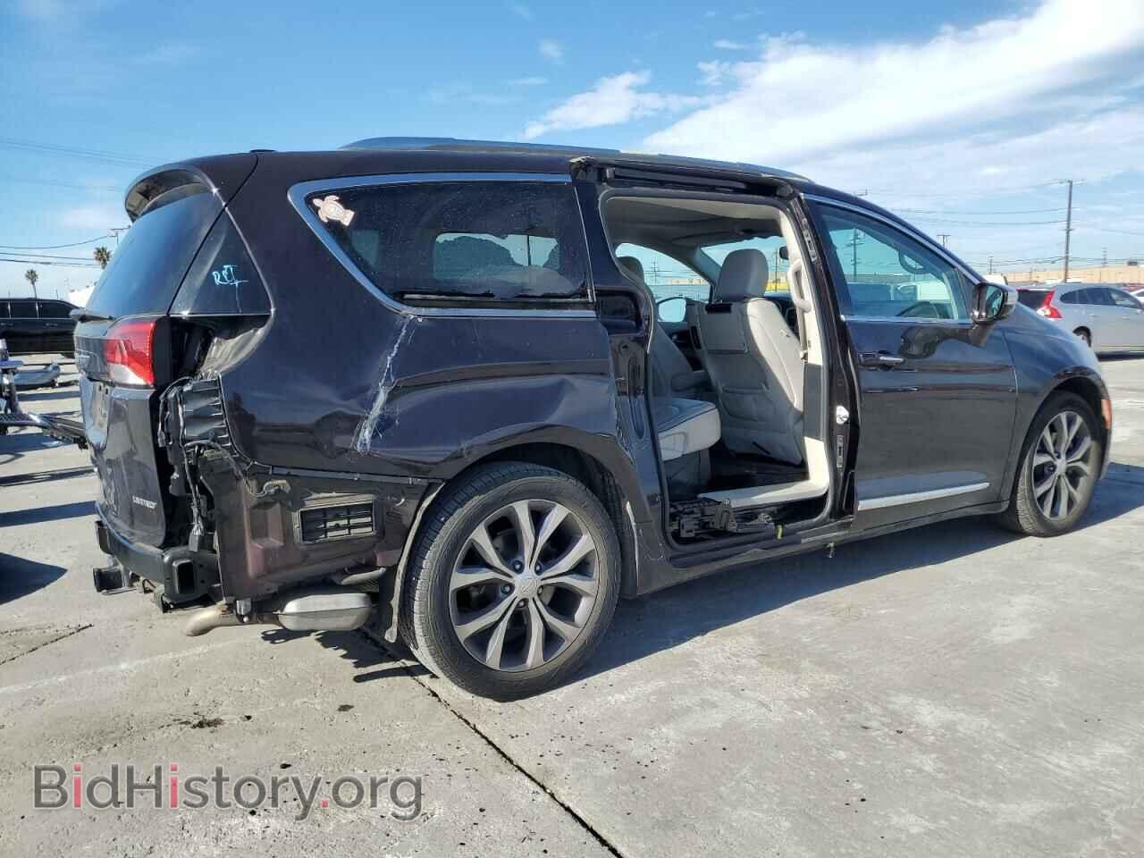 2017 CHRYSLER PACIFICA - VIN: 2C4RC1GGXHR777889 - Фото 3