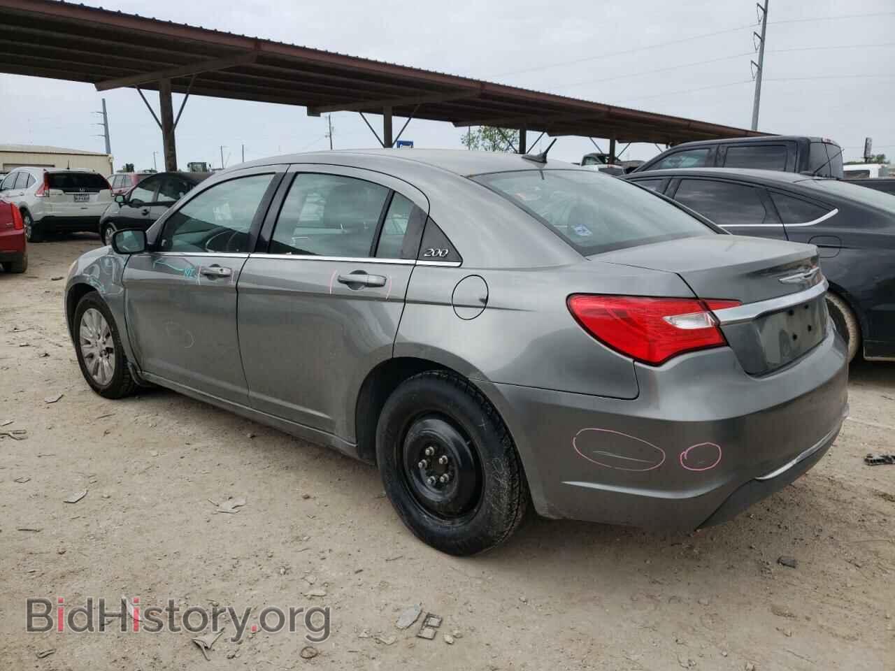 2012 CHRYSLER 200 - VIN: 1C3CCBAB4CN226182 - Фото 2