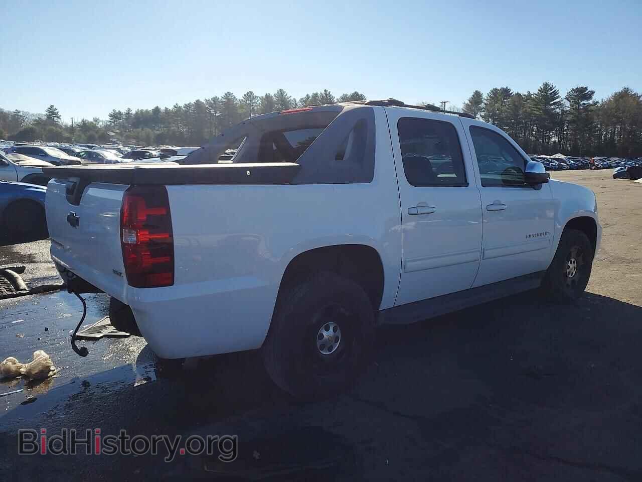 2011 CHEVROLET AVALANCHE - VIN: 3GNTKEE35BG162610 - Фото 3