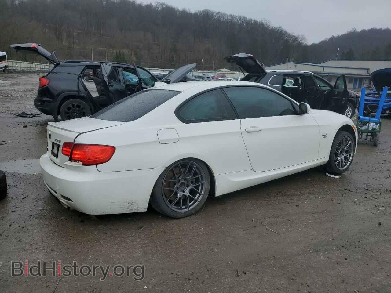 2011 BMW 3 SERIES - VIN: WBAKF9C55BE672111 - Фото 3