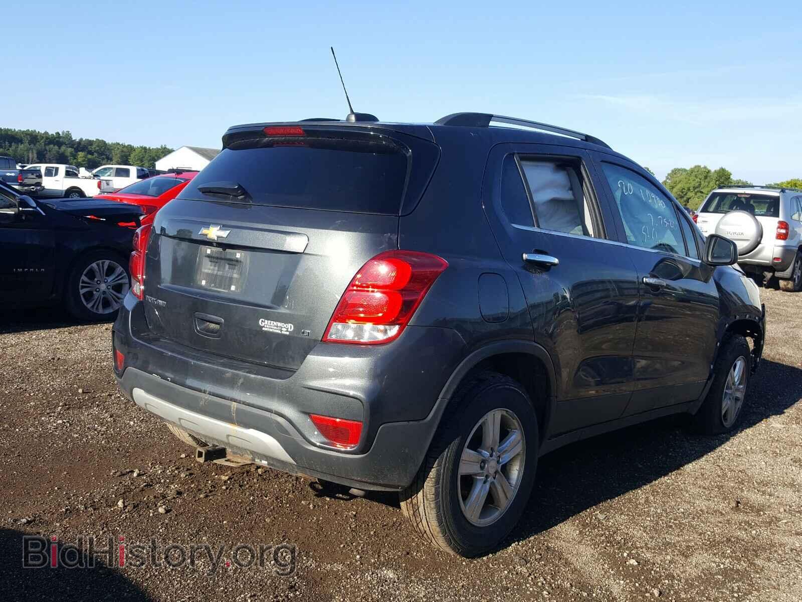 2017 CHEVROLET TRAX - VIN: 3GNCJPSB9HL228957 - Фото 4