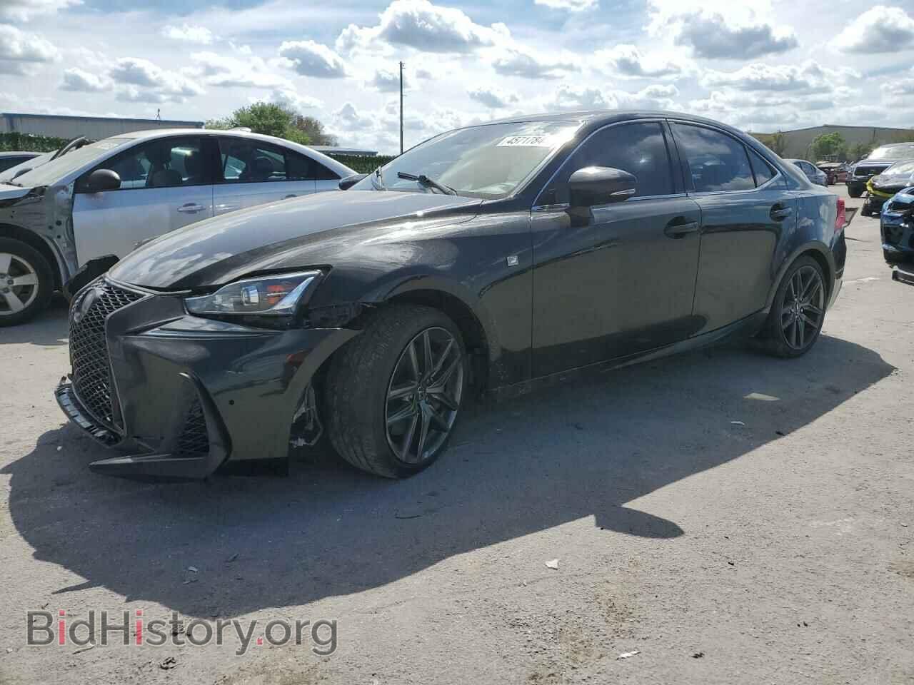 Photo JTHBA1D22J5083070 - LEXUS IS 2018