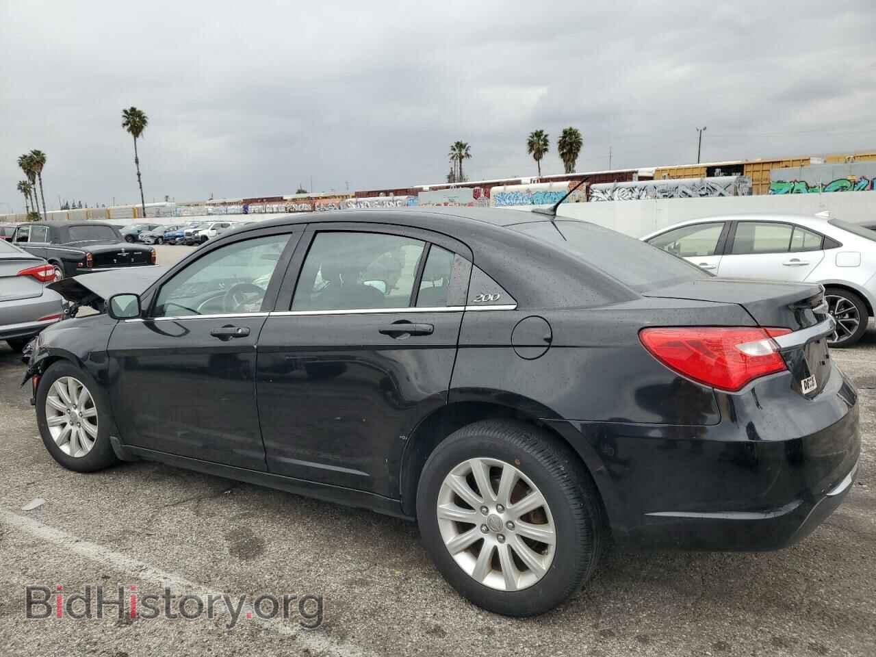 2013 CHRYSLER 200 - VIN: 1C3CCBBB4DN696177 - Фото 2