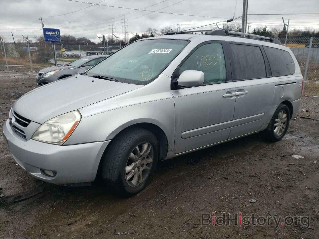 Фотография KNDMB233266031351 - KIA SEDONA 2006